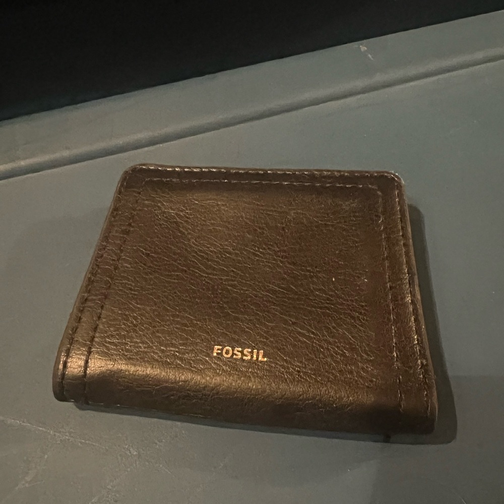 Fossil Black Leather Bifold Wallet with Gold Logo